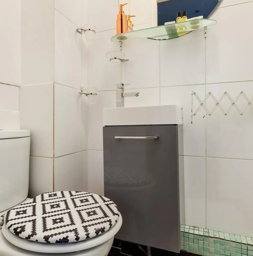 Apartment Ferienwohnung Cosy Studio Nation - Charonne Paris